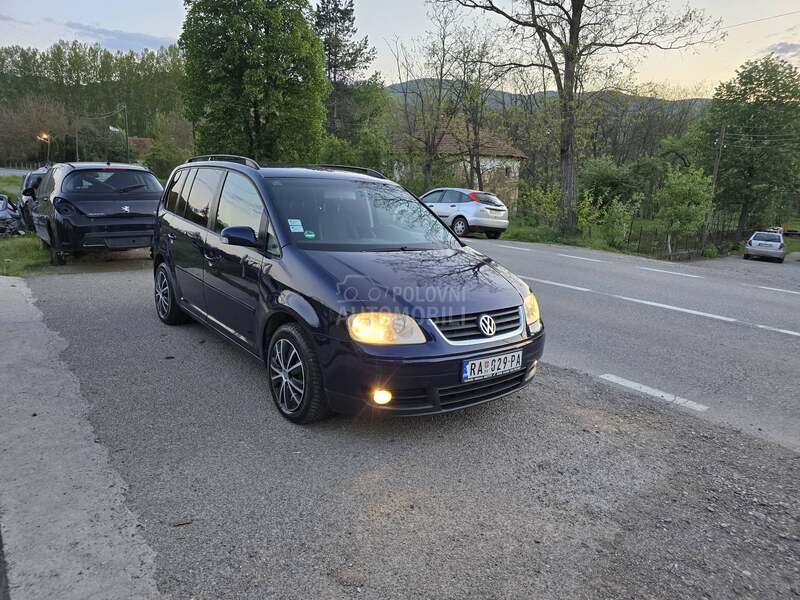Volkswagen Touran 