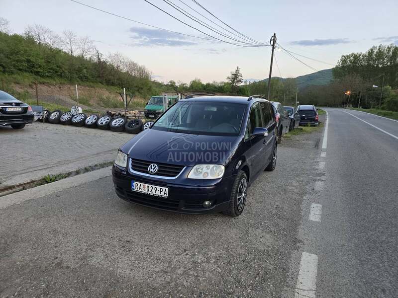 Volkswagen Touran 