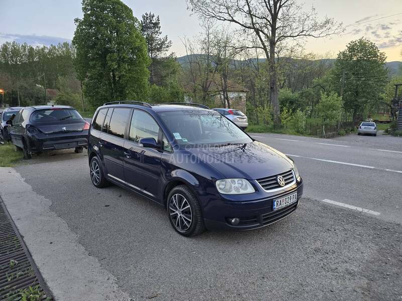 Volkswagen Touran 