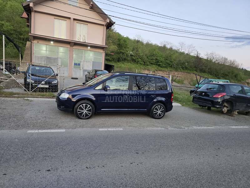 Volkswagen Touran 