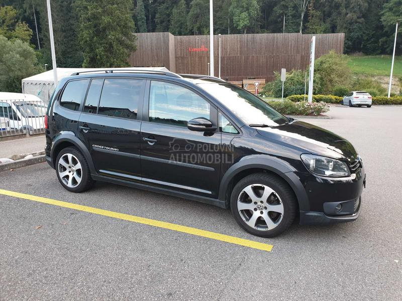 Volkswagen Touran 1.4 TSI CROSS TOURAN