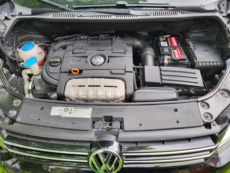 Volkswagen Touran 1.4 TSI CROSS TOURAN