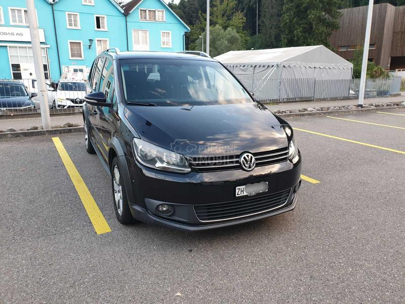 Volkswagen Touran 1.4 TSI CROSS TOURAN