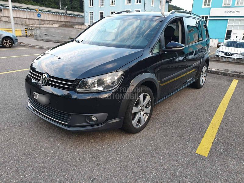 Volkswagen Touran 1.4 TSI CROSS TOURAN