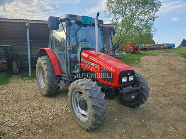 Massey Ferguson 4235