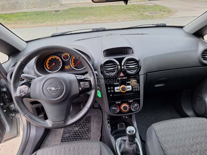 Opel Corsa D 