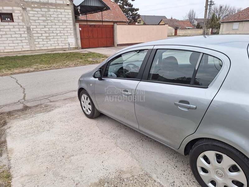 Opel Corsa D 