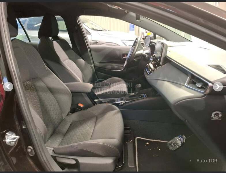 Toyota Corolla 1.8 Hibrid