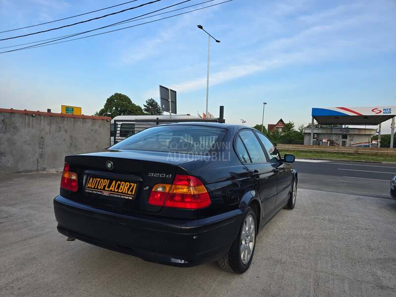 BMW 320 