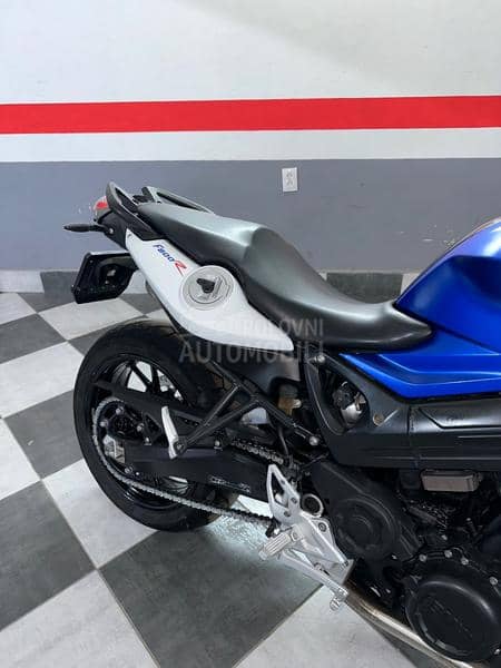 BMW F 800 r rest