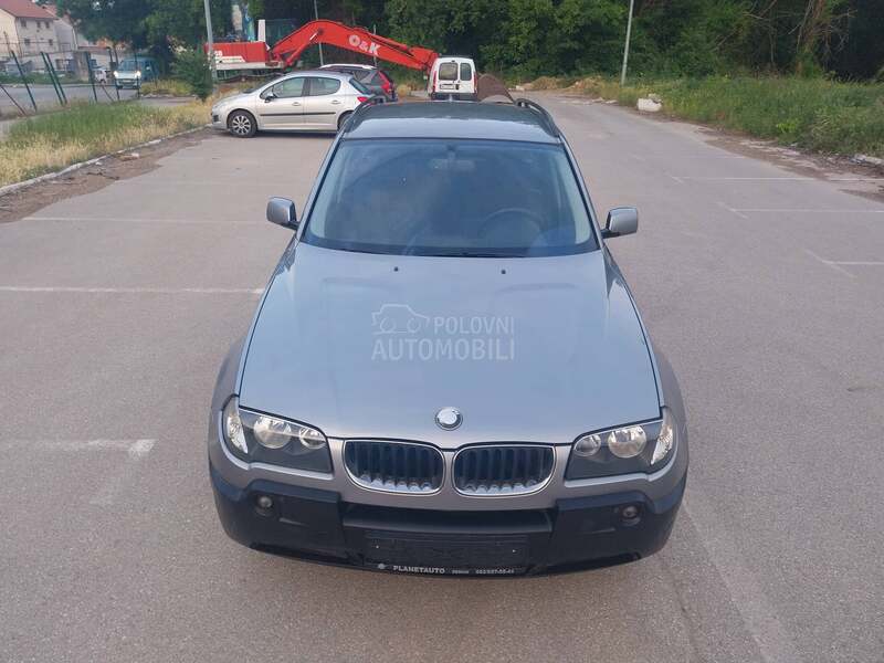 BMW X3 2.0b metan