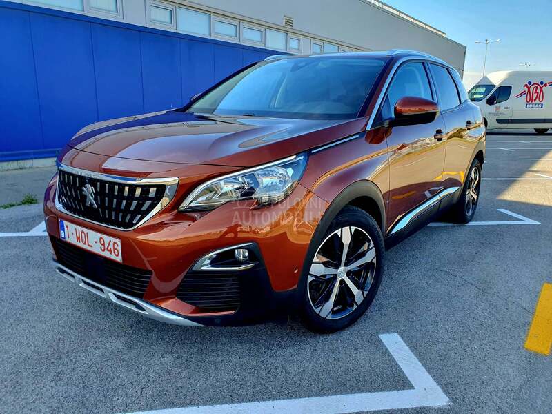 Peugeot 3008 Allure NOV Panoram