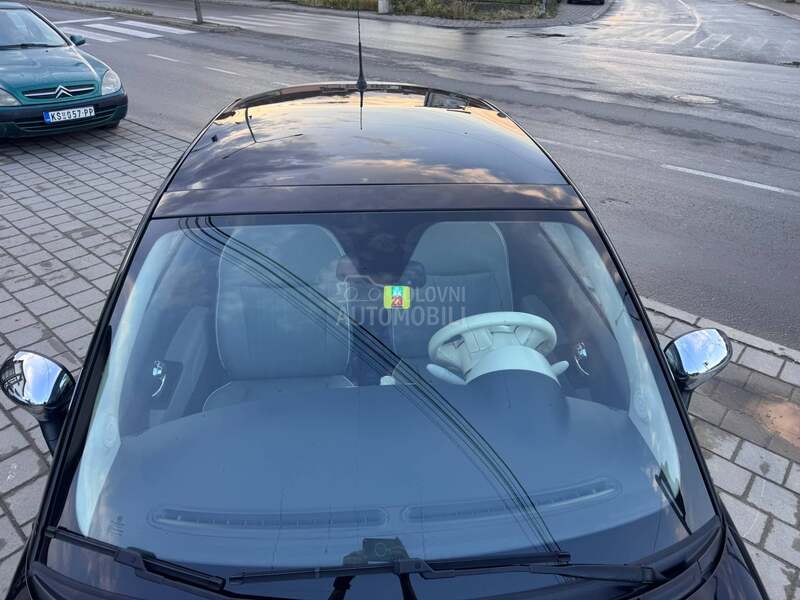 Fiat 500 1,4 SPORT ŠVAJ PANOR