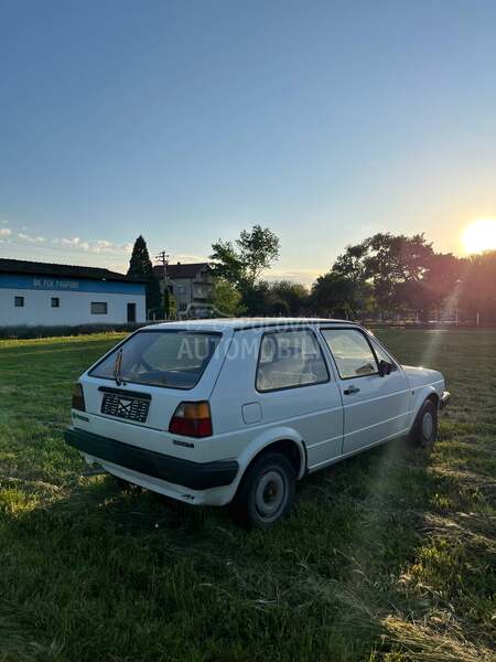 Volkswagen Golf 2 1.8