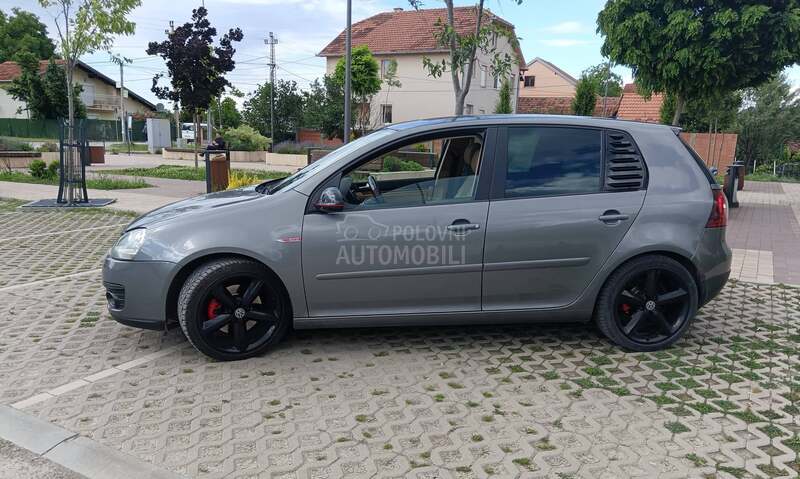 Volkswagen Golf 5 GTD   R-LINE