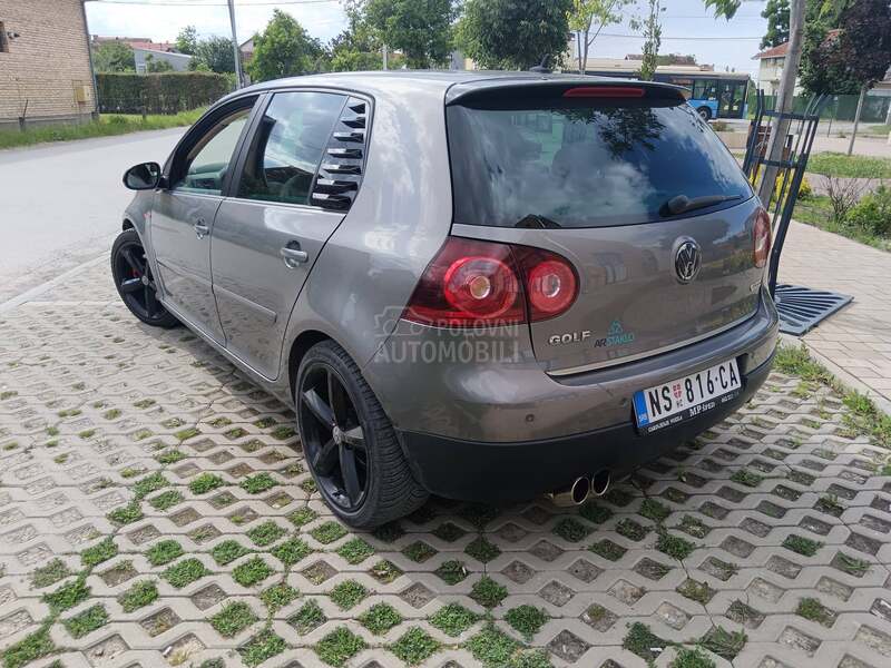 Volkswagen Golf 5 GTD   R-LINE