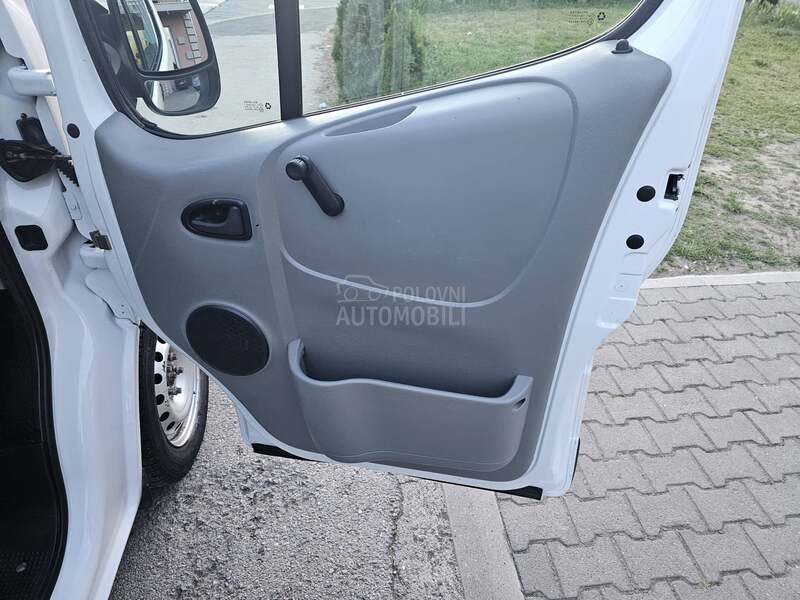 Renault Trafic 1.9DCI C.H.