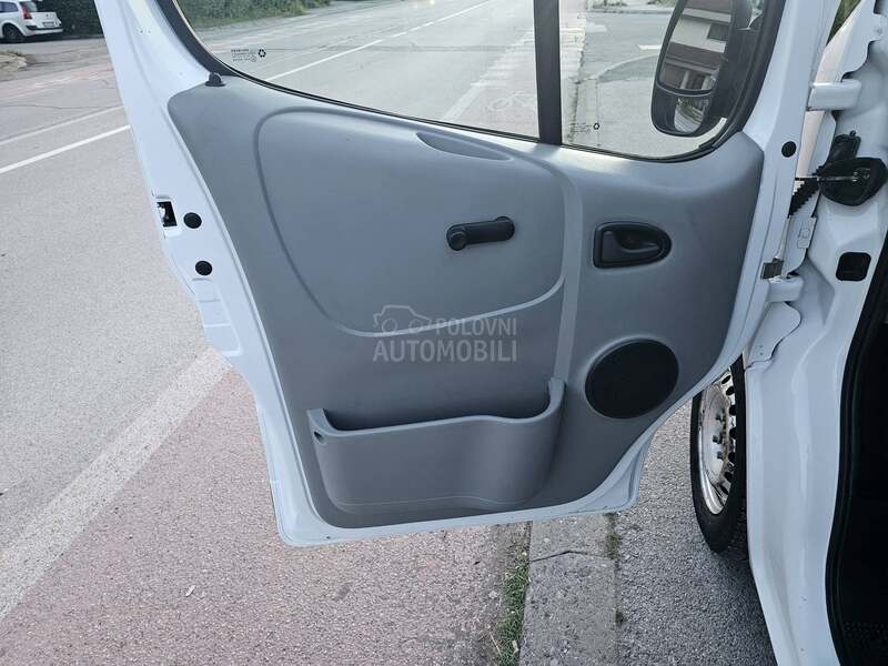 Renault Trafic 1.9DCI C.H.