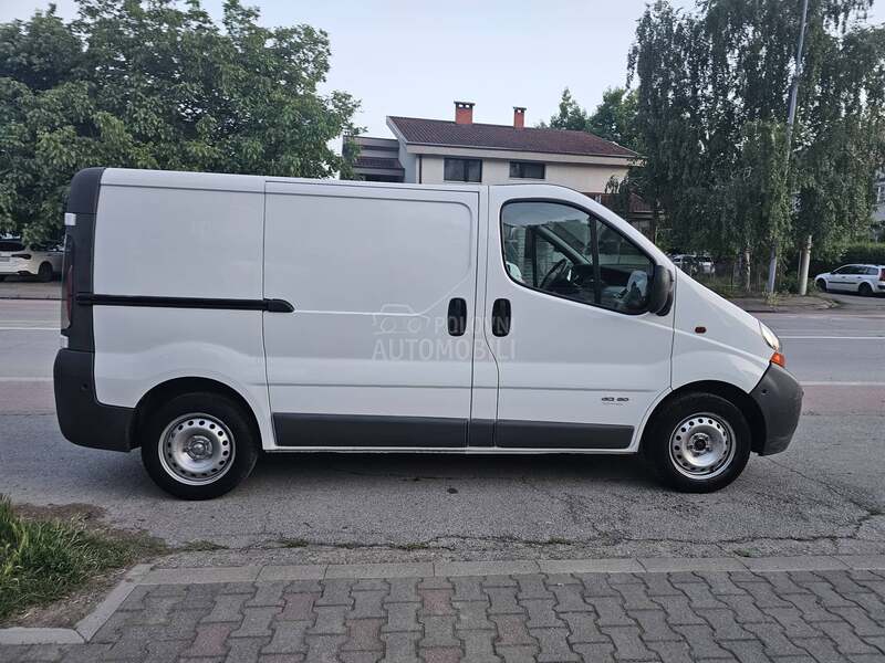 Renault Trafic 1.9DCI C.H.