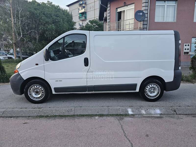 Renault Trafic 1.9DCI C.H.