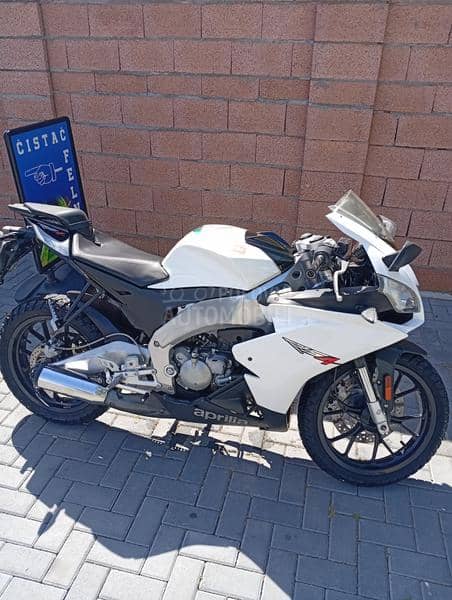 Aprilia rs4   rs 4