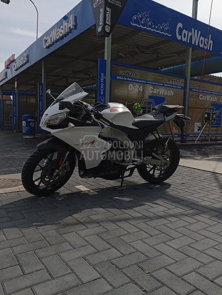 Aprilia rs4   rs 4