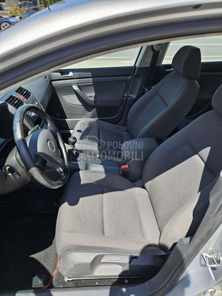 Volkswagen Golf 5 