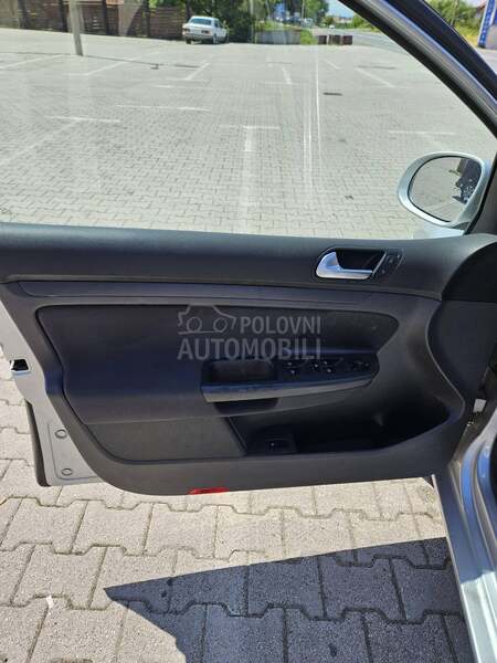Volkswagen Golf 5 
