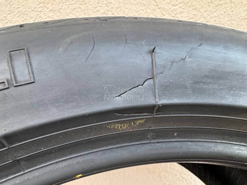 Pirelli 245/45 R18 Letnja