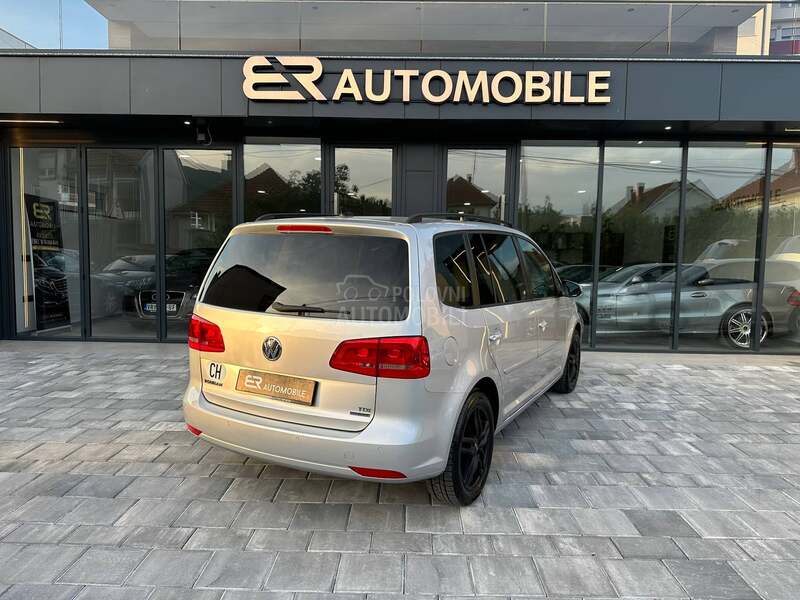 Volkswagen Touran 1.6 TDI  DSG
