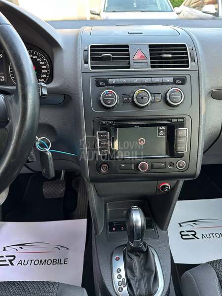 Volkswagen Touran 1.6 TDI  DSG