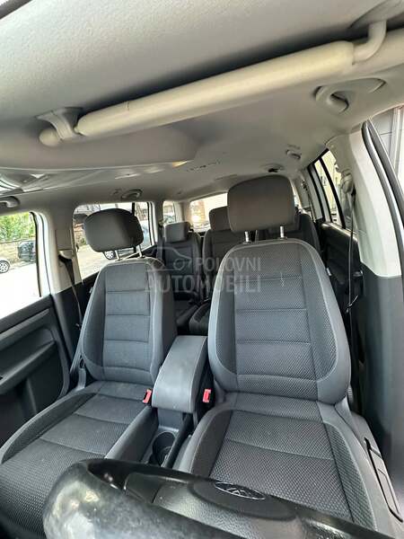Volkswagen Touran 1.6 TDI  DSG