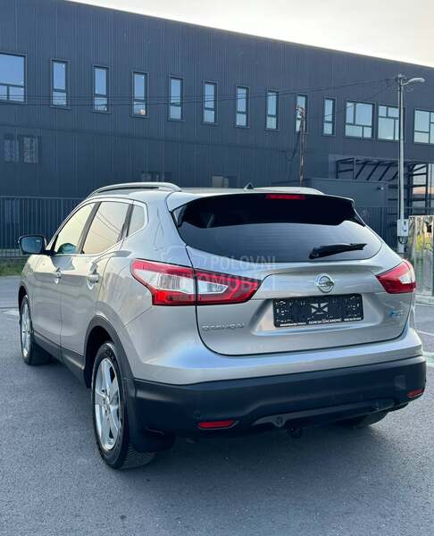 Nissan Qashqai TEKNA PAN0