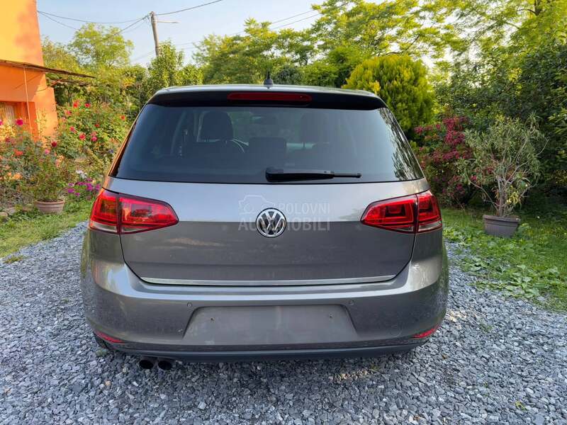 Volkswagen Golf 7 1.4 DSG HIGHLINE