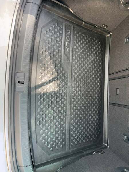 Volkswagen Golf 7 1.4 DSG HIGHLINE