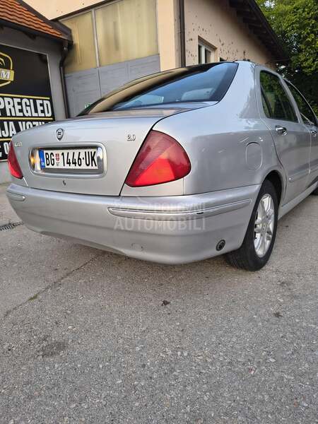 Lancia Lybra 2.0 20v