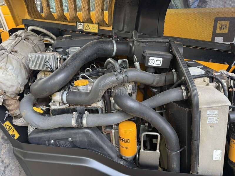 JCB 550 80 AGRI PLUS