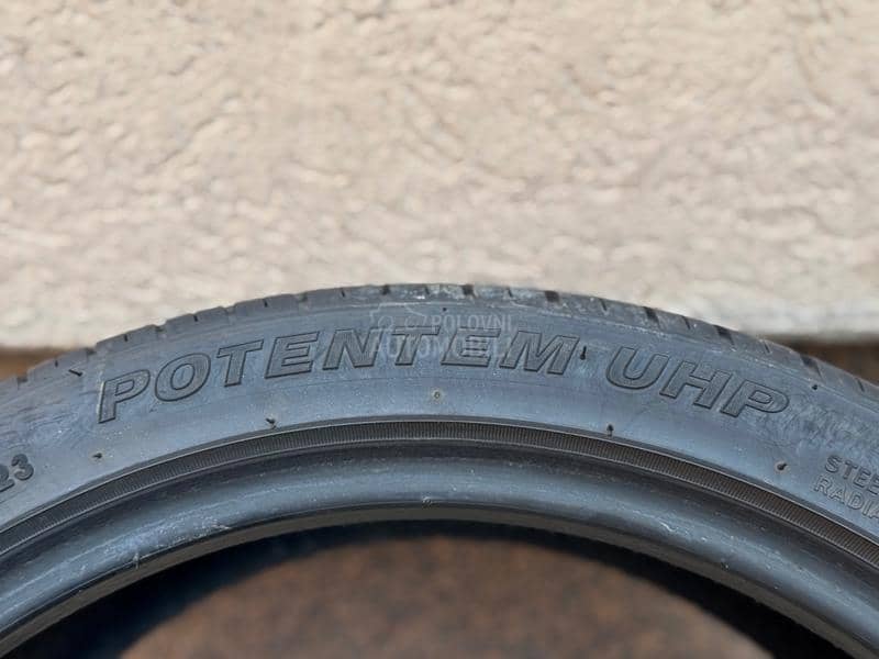 Ostalo 215/40 R17 Letnja
