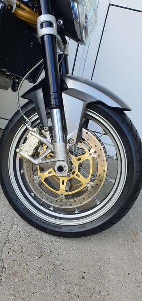 Aprilia Shiver 750
