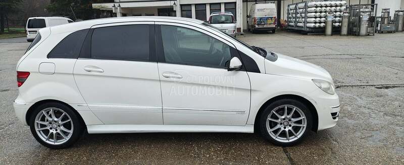 Mercedes Benz B 180 CDI