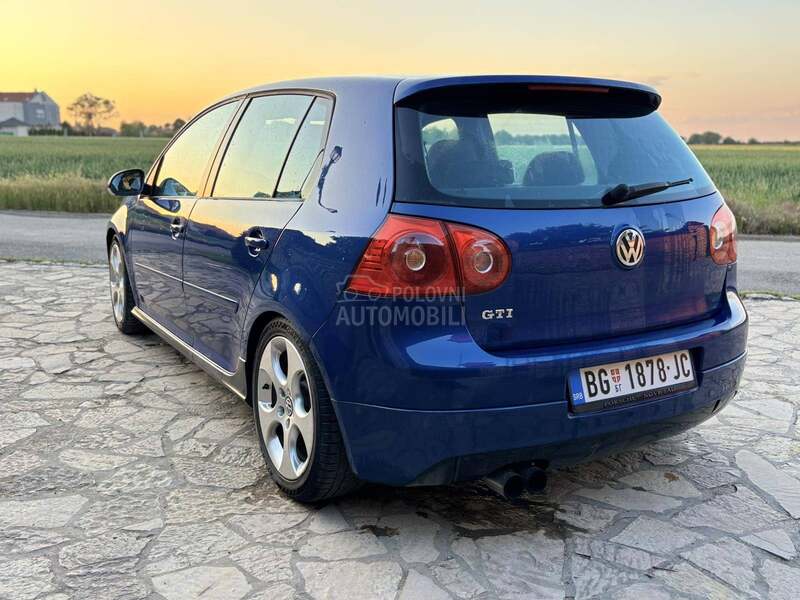 Volkswagen Golf 5 GTI