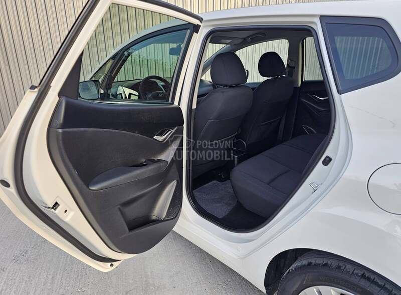 Hyundai ix20 1.6b /CH/