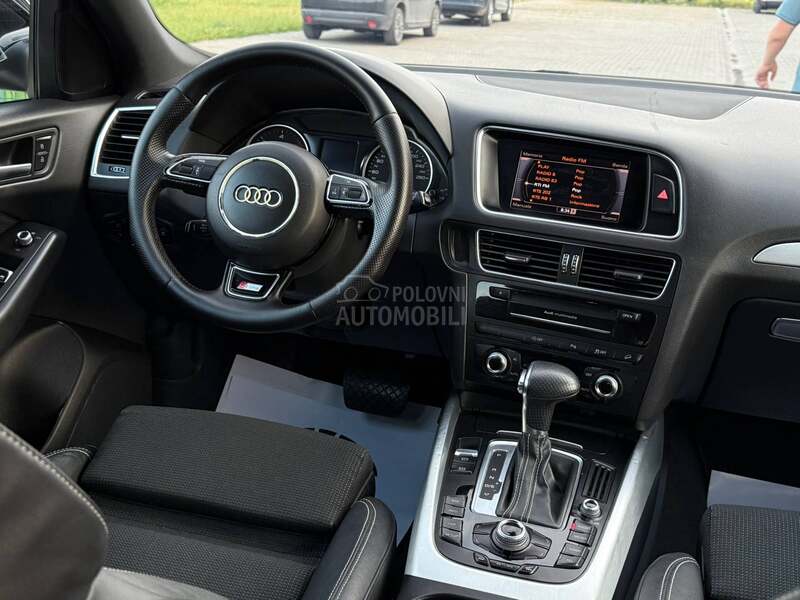 Audi Q5 3xSline/Led/4x4