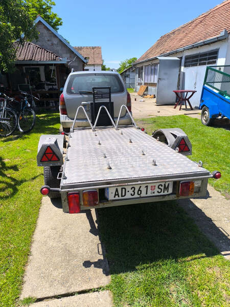 Moto prikolica