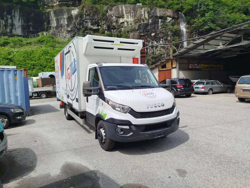 Iveco 7017