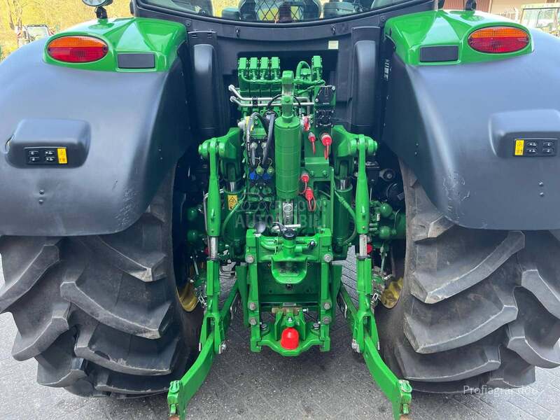 John Deere 6R185