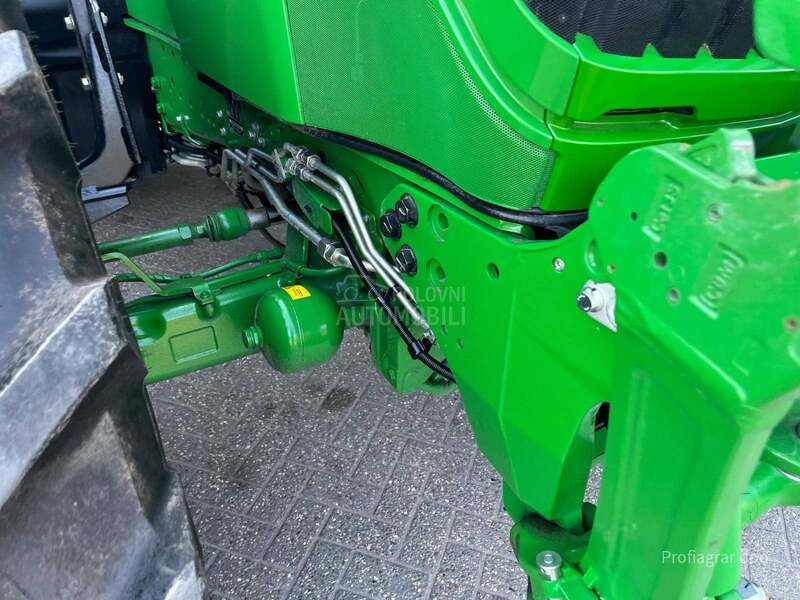 John Deere 6R185