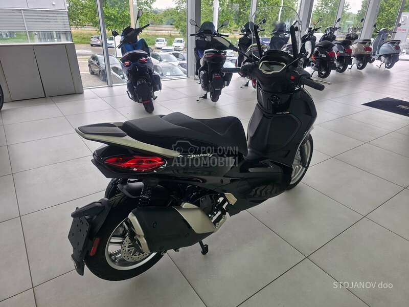 Piaggio BEVERLY 400 HPE