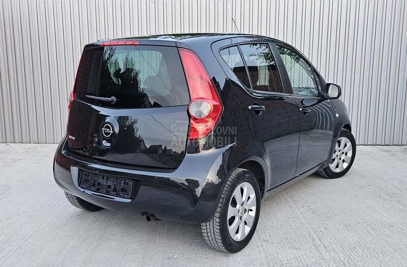 Opel Agila 1.2b AUT0MATIK CH