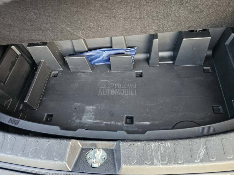 Opel Agila 1.2b AUT0MATIK CH